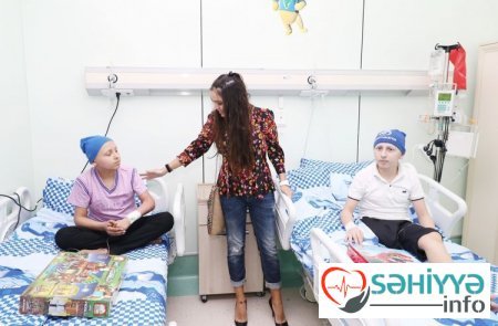 Leyla Əliyeva onkoloji xəstəlikdən əziyyət çəkən uşaqlarla görüşdü Leyla Əliyeva onkoloji xəstəlikdən əziyyət çəkən uşaqlarla görüşdü