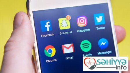 Süni intellekt dövrünün insanı: rəqabətə davamlı, tənbəllikdən uzaq olmalıdır Süni intellekt dövrünün insanı: rəqabətə davamlı, tənbəllikdən uzaq olmalıdır