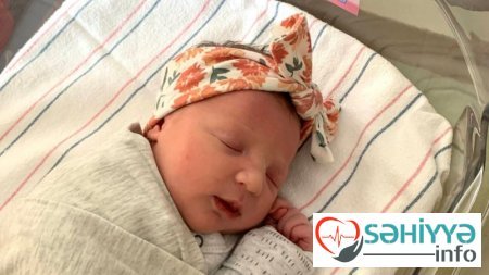 27 yaşında olan körpə. ABŞ-da dünyadakı ən uzun doğuşu gözləyən bir qız dünyaya gəldi