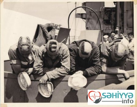 Keçmişdə məşhur olan qəribə və gülməli SAÇ DÜZÜMLƏRİ - FOTOLENT