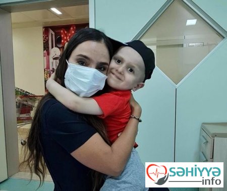 Leyla Əliyeva Uşaq Onkologiya Klinikasında müalicə alan körpələrlə şəkillər paylaşdı - FOTO
