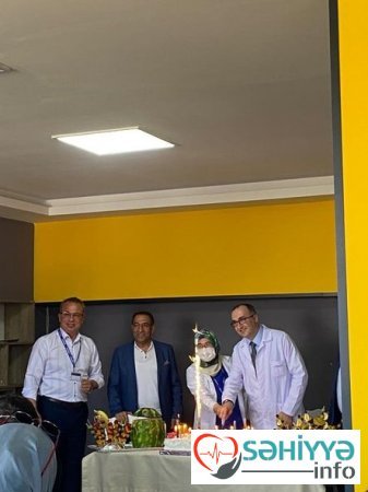 Türkiyənin qəhrəmanına çevrilən azərbaycanlı həkim - FOTO Türkiyənin qəhrəmanına çevrilən azərbaycanlı həkim - FOTO