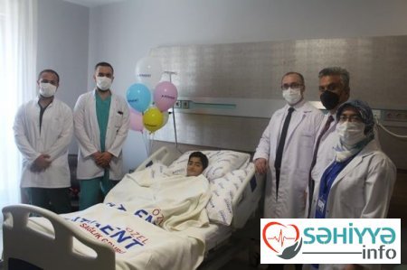 Türkiyənin qəhrəmanına çevrilən azərbaycanlı həkim - FOTO Türkiyənin qəhrəmanına çevrilən azərbaycanlı həkim - FOTO