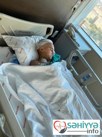 Mehriban Əliyeva leykozdan əziyyət çəkən uşağın müalicəsini nəzarətə götürdü - FOTO