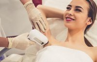 Qızlar neçə yaşından sonra lazer epilyasiyasına gedə bilər?