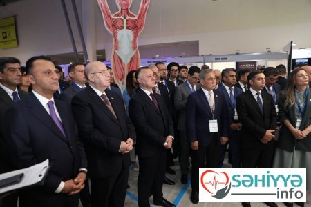 Səhiyyə Naziri 3-cü Azərbaycan Beynəlxalq Tibb İnnovasiyaları sərgisinin açılşında çıxış edib