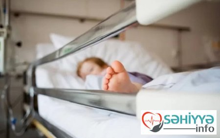 Evdə iynə vurulan uşaq qəfil vəfat etdi