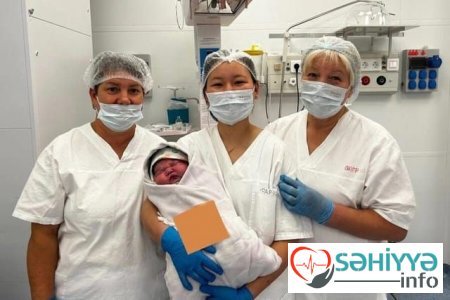 Rusiyada 7 kiloqramlıq körpə doğuldu - FOTO Rusiyada 7 kiloqramlıq körpə doğuldu - FOTO