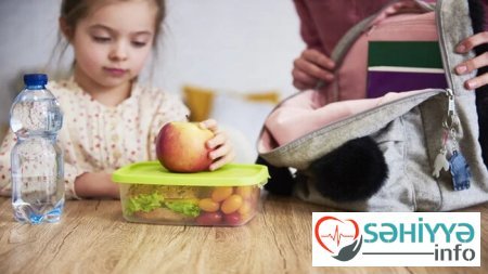 Məktəbli uşaqlar necə qidalanmalıdır? - Mütəxəssislər açıqlayır
