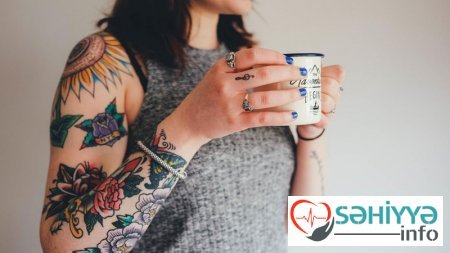 Həkimlər narahatdır: Tatu sizi kor edə bilər