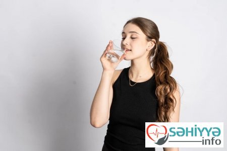 Həkim xəbərdarlıq etdi: Böyrək daşlarının səbəbi düşündüyünüz kimi deyilmiş