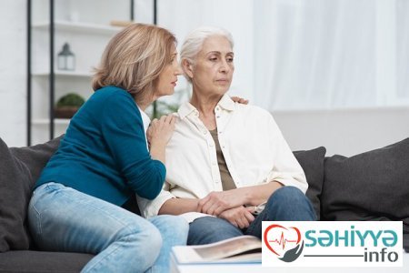Demensiyanın ilk əlamətləri: Həkimlər bu dəyişikliklərə diqqət etməyə çağırır